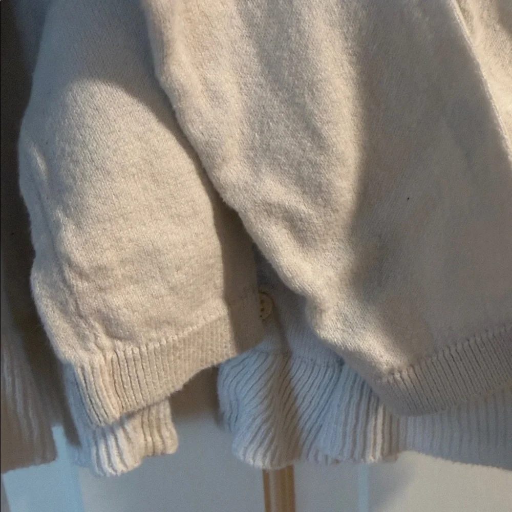 Carter's Cream Knit Button Up Cardigan 5T 100% cotton - Picture 5 of 8